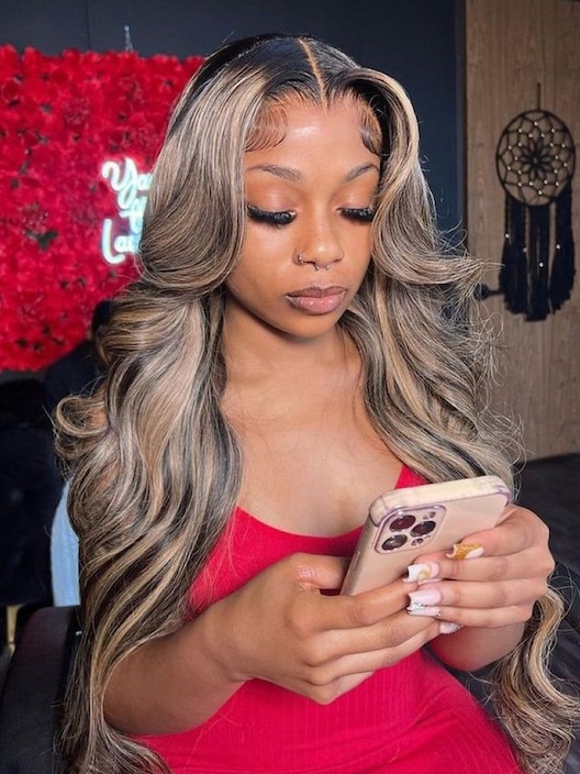 [Plus+ Exclusive] Balayage Highlight 13x5x0.5 Lace Wig Body Wave Wig Shadow Root Blonde Highlight 150% Density