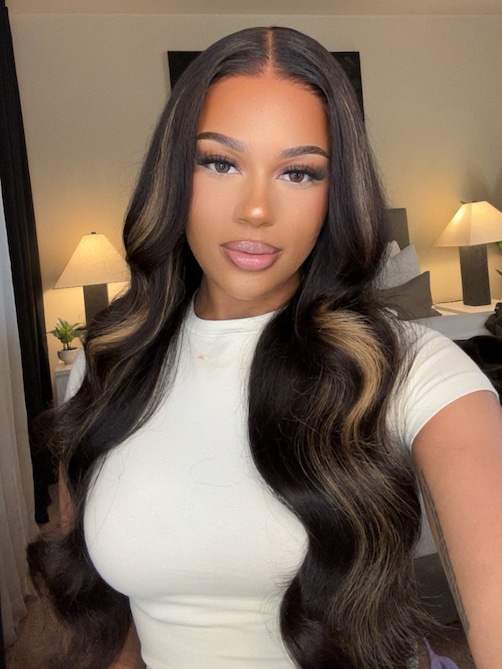 Bye Bye Knots Wig 7x5 Glueless Lace Black With Blonde Highlights 3D Body Wave Bleached Knots Wig No Baby Hair