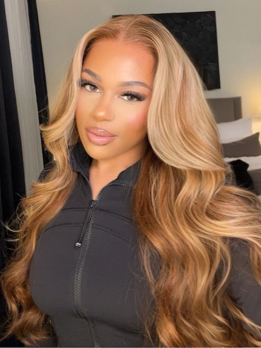 UNice Bye-Bye Knots Wig Pre-Cut 7x5 Glueless Lace & 13x4 Pre Everything Honey Blonde Body Wave Bouncy Wig With Bleached Clean Knots
