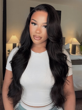 UNice 13x4 Pre-Everything™ Wig With Loose Wave Face-Framing Layers And Side-Swept Bangs With Drawstring